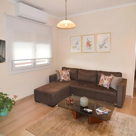 Nana's & Pepi's House Apartment